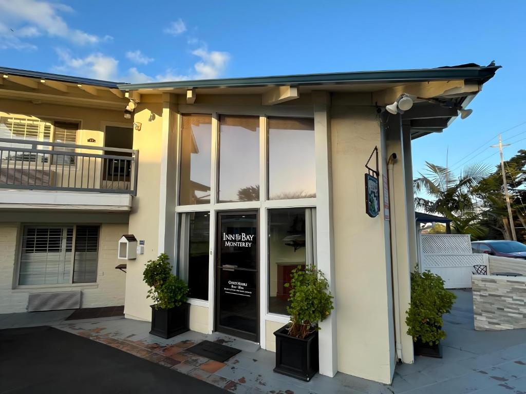 Inn By the Bay Monterey image