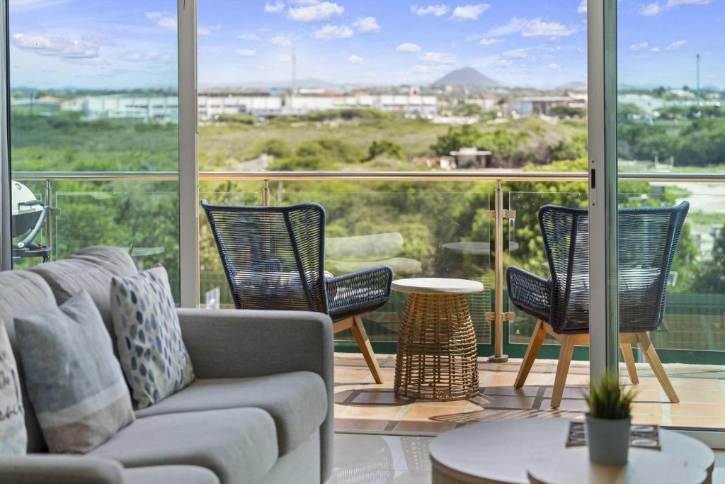 Eagle Beach-Best value-Island View 1BR condo-R362 photo 2