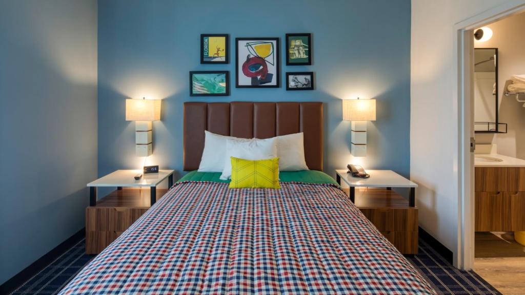 Uptown Suites Extended Stay Austin TX – North image