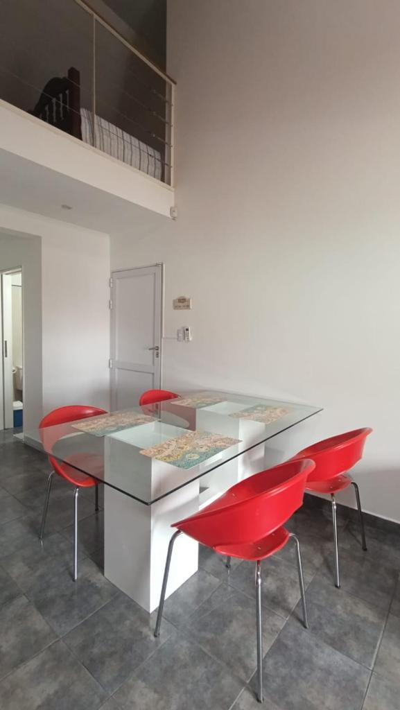 Amplio departamento 6p photo 2
