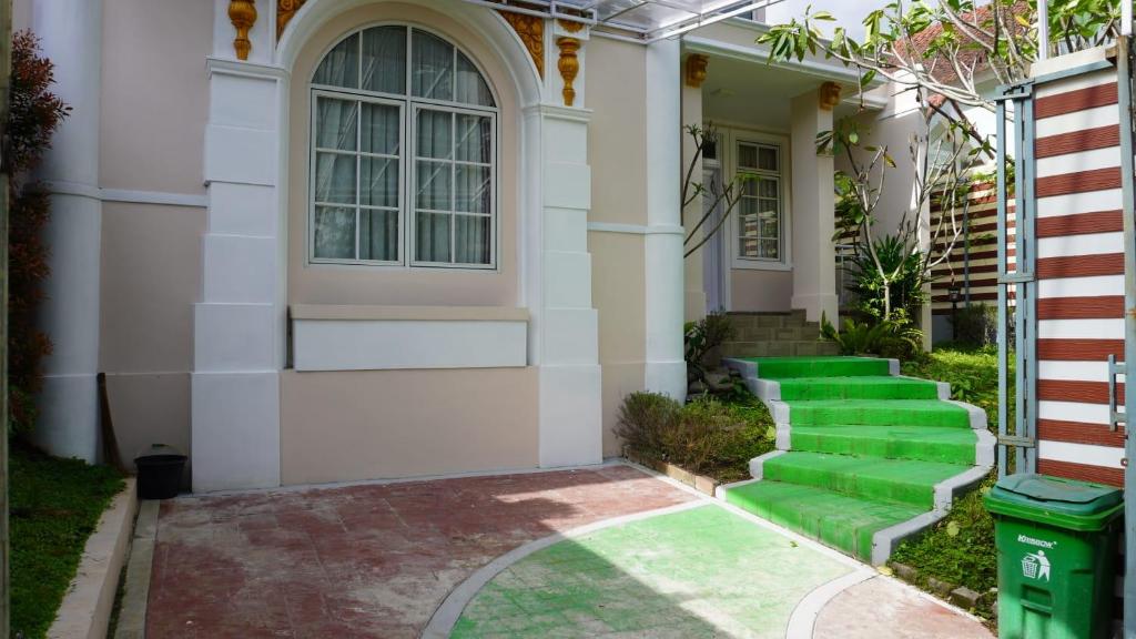 Villa Dalia Puncak R4-19 photo 4