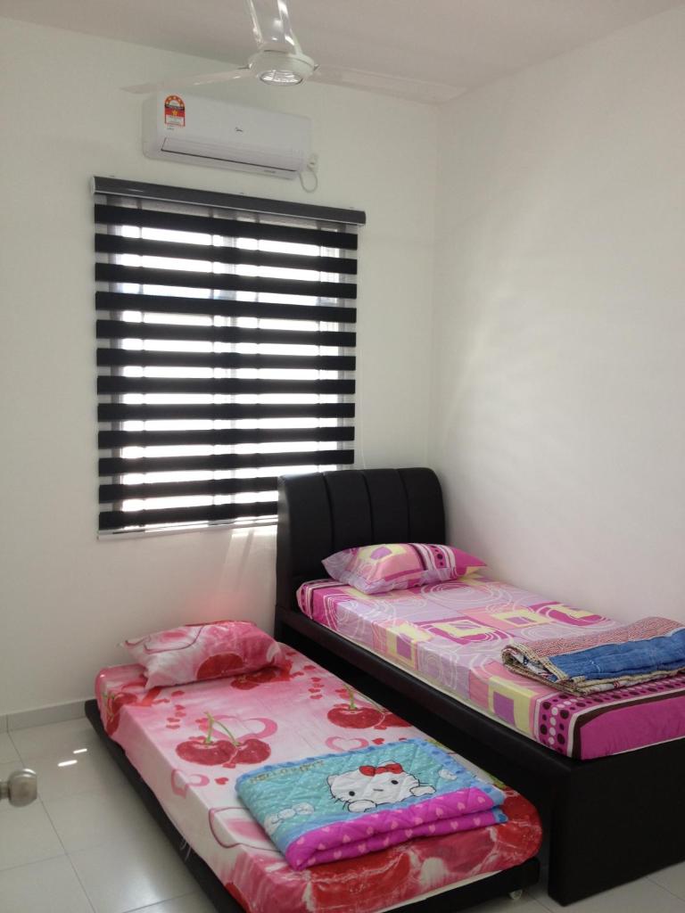 Comfort Holiday Home @ Bukit Indah photo 3