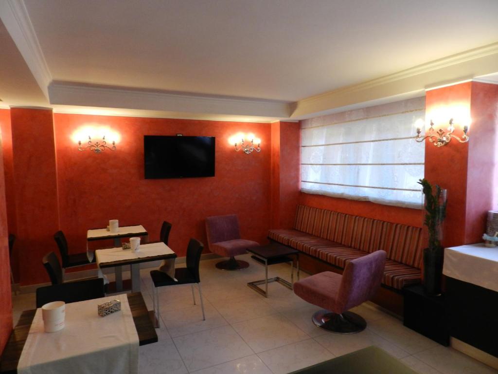 Hotel Victoria photo 2