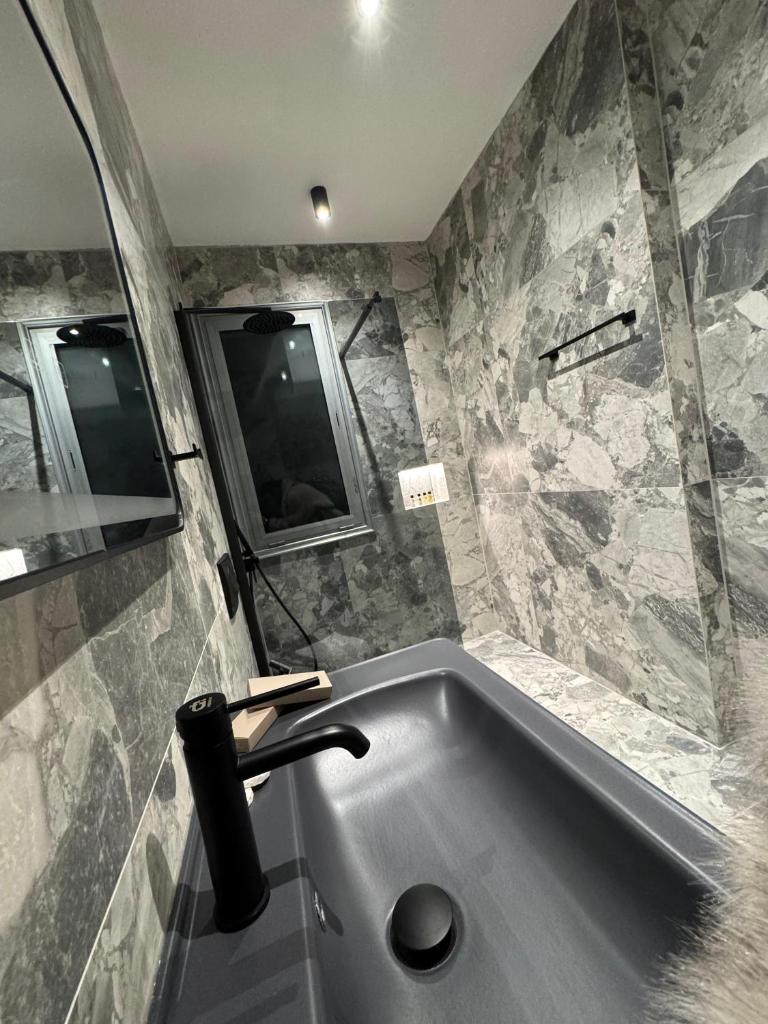 Alcazar Luxury Suites photo 4