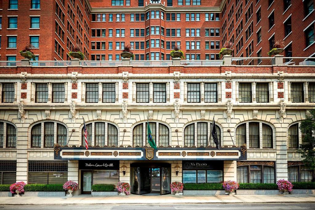 The Historic Davenport, Autograph Collection image