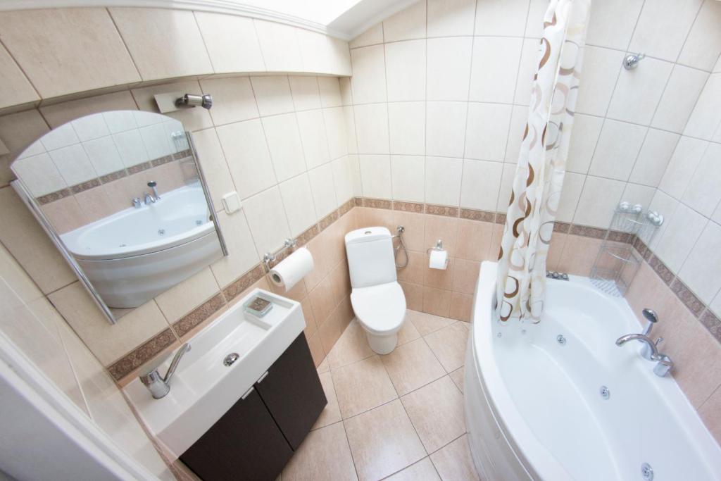 Апартаменты (Апартаменты с 3 спальнями - Пентхаус), Pokoje Bagatela Stare Miasto