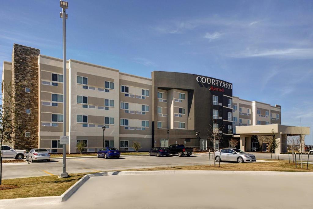 Courtyard by Marriott New Orleans Westbank/Gretna image