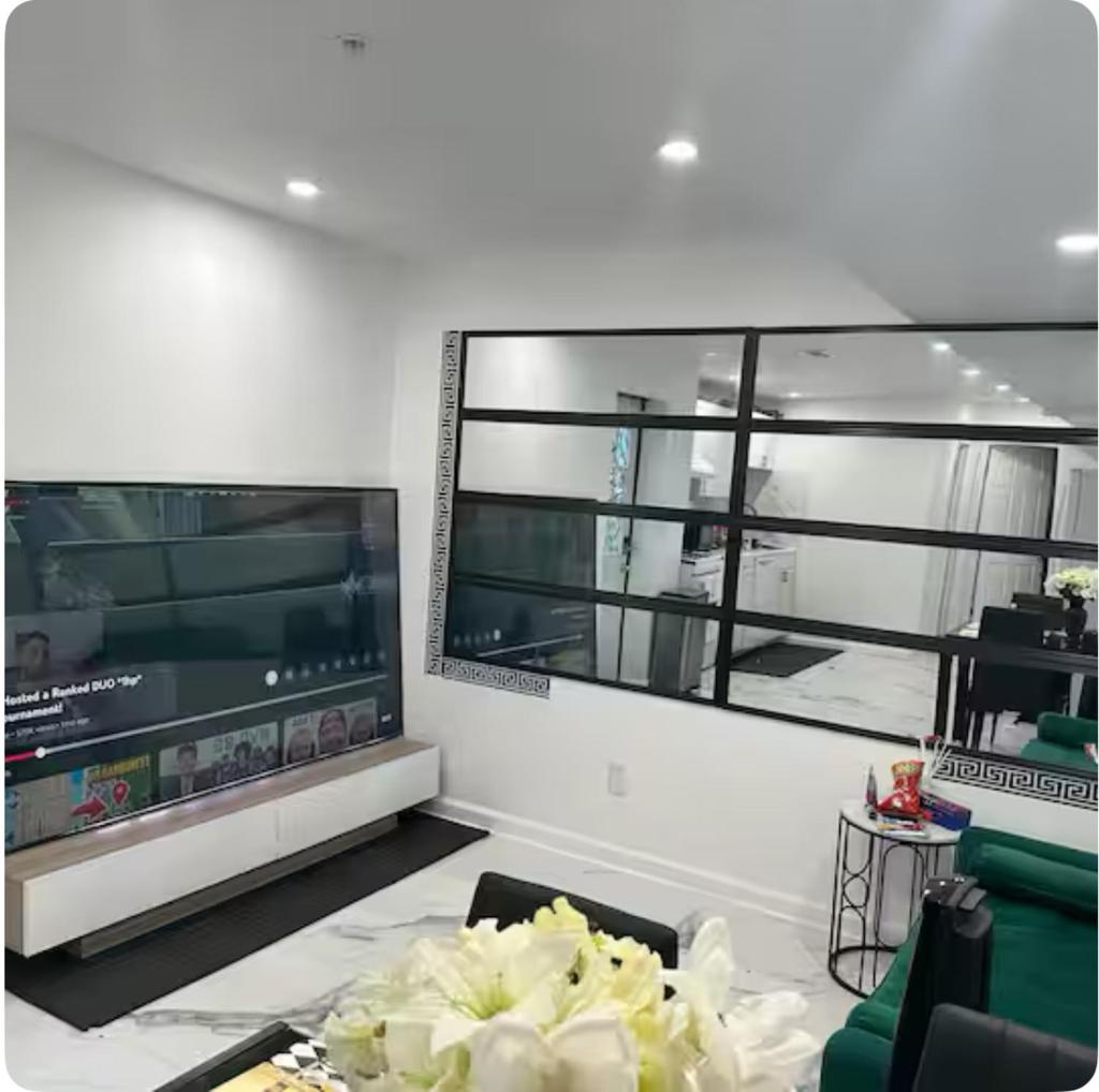 Luxury 2 bedroom basement image