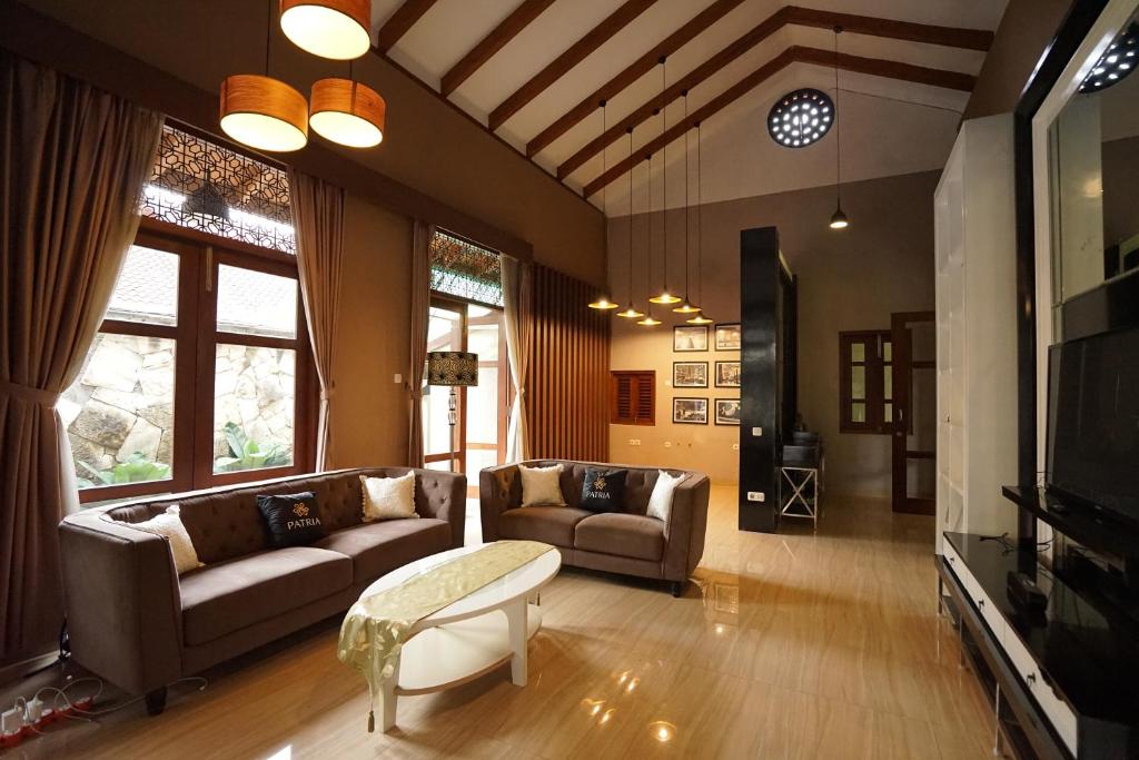 Patria Villa With Private Pool Near Hyatt photo 1