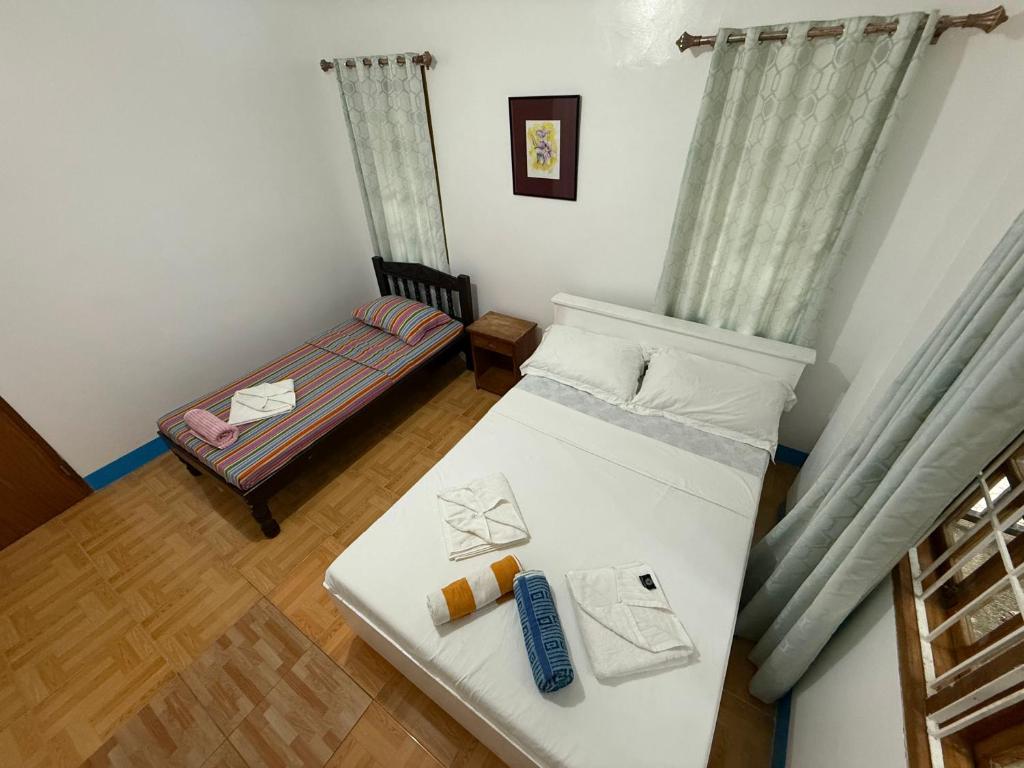 Casa Aureola Room Type - Triple Room with Shared Bathroom