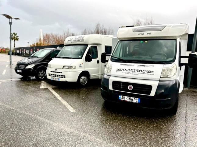 Camper Van For Rent photo 1