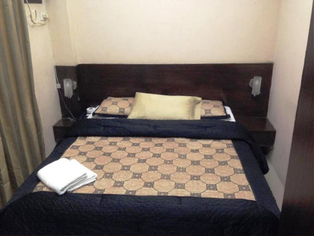 Hidden Pearl Hotel (Janus Luxury Suites) photo 2