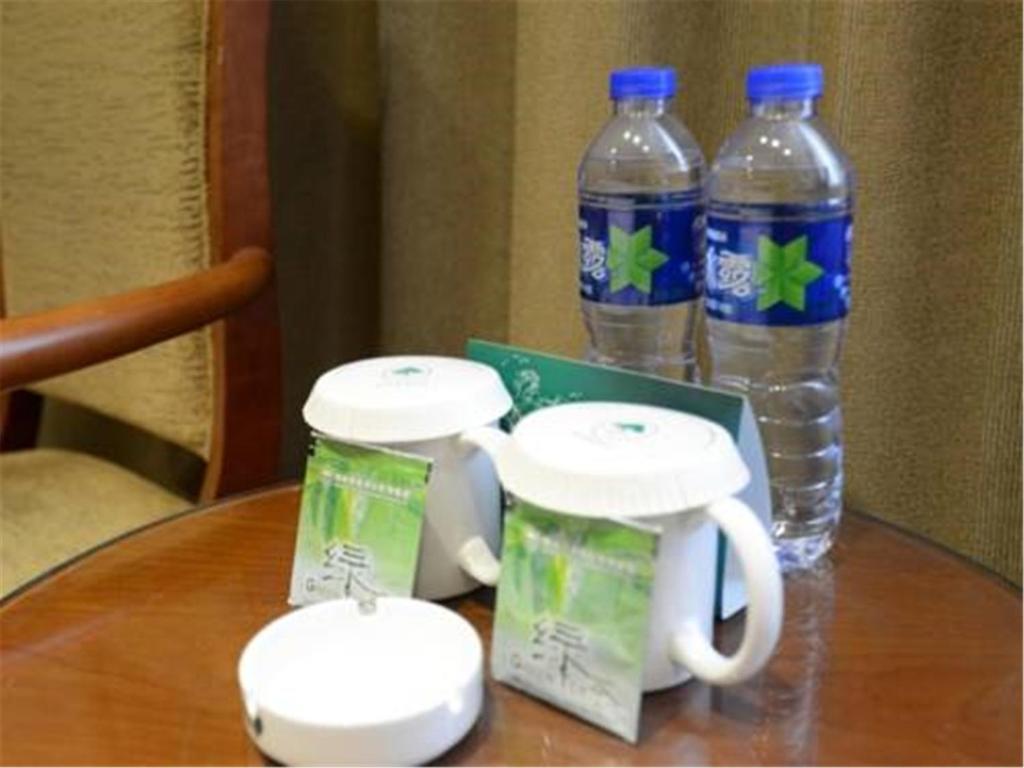 Двухместный (Двухместный номер 1 кроватью, без окна), GreenTree Inn ShangHai JingAn XinZha Road Business Hotel