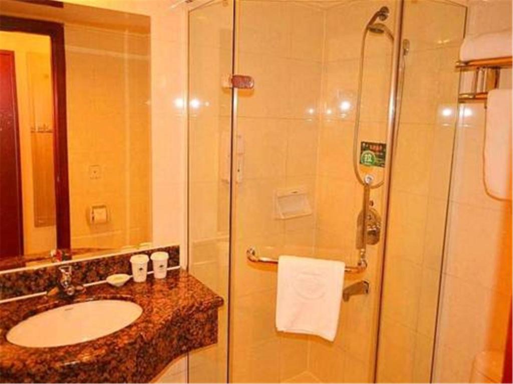 Двухместный (Двухместный номер 1 кроватью, без окна), GreenTree Inn ShangHai JingAn XinZha Road Business Hotel