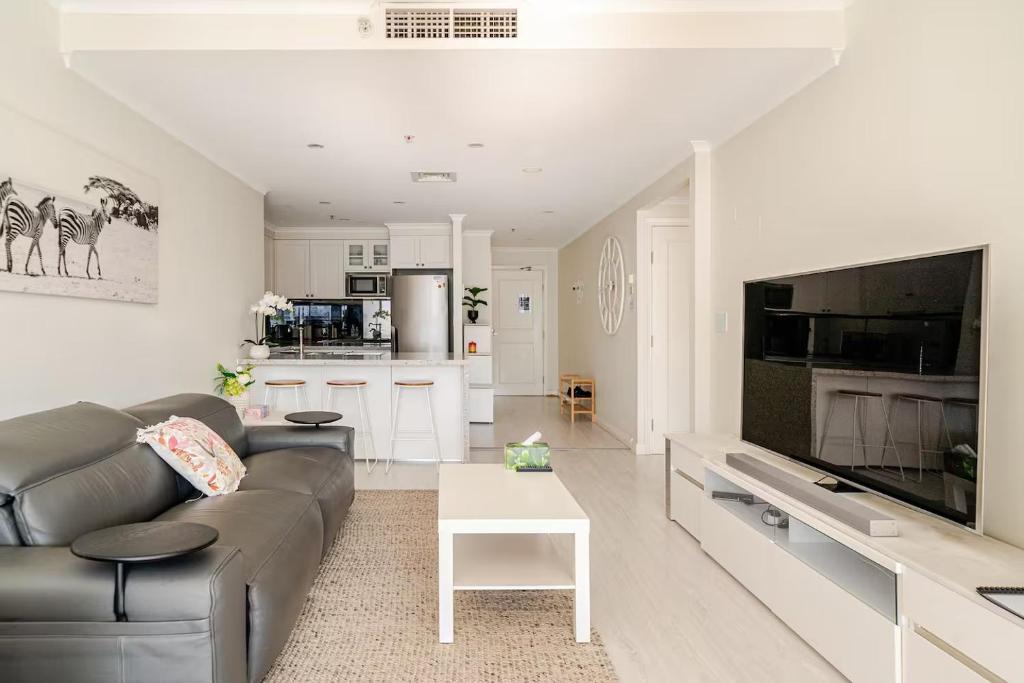 Stunning Darling Harbour View Apartment & Parking photo 4