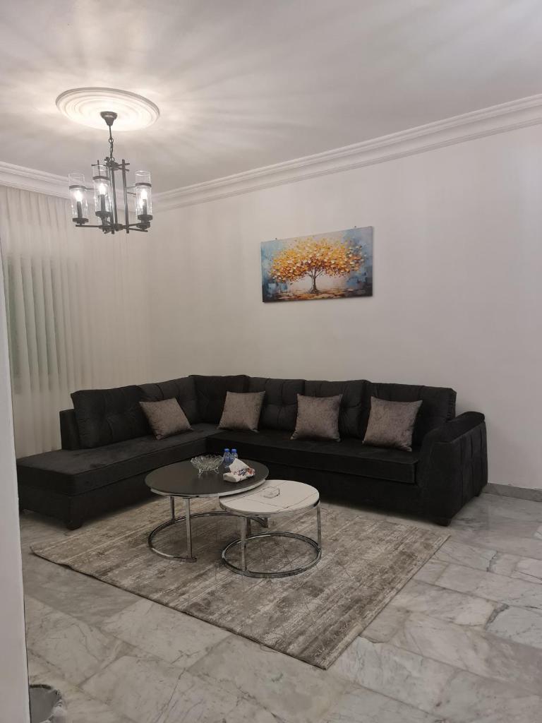 Layal's apartment - Tap to explore photos