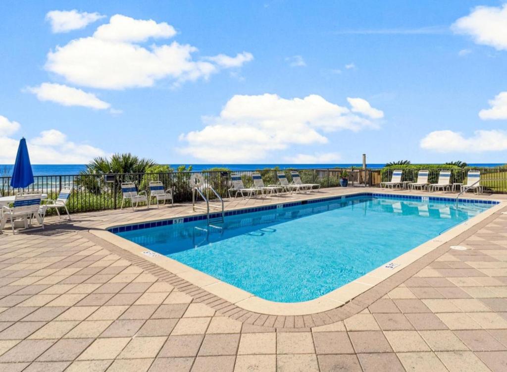 Monaco Sands Heated Pool Beachfront image