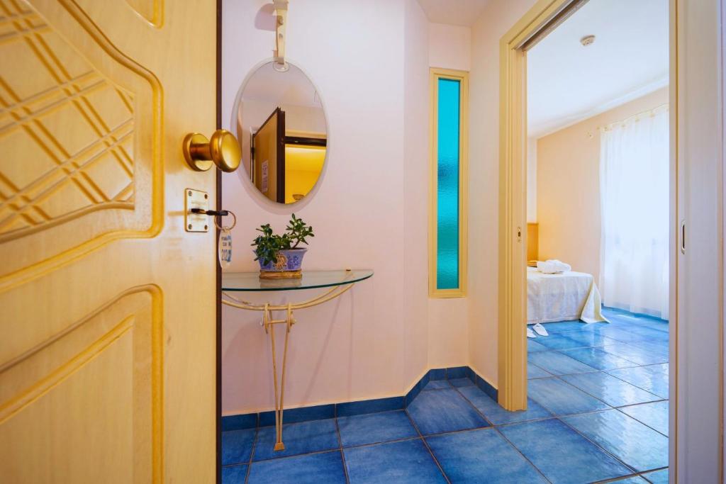 Hotel Ipomea Club - Tap to explore photos