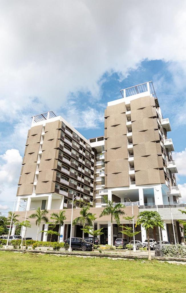 SkyBreeze Family Suite Iloilo City, Cabatuan