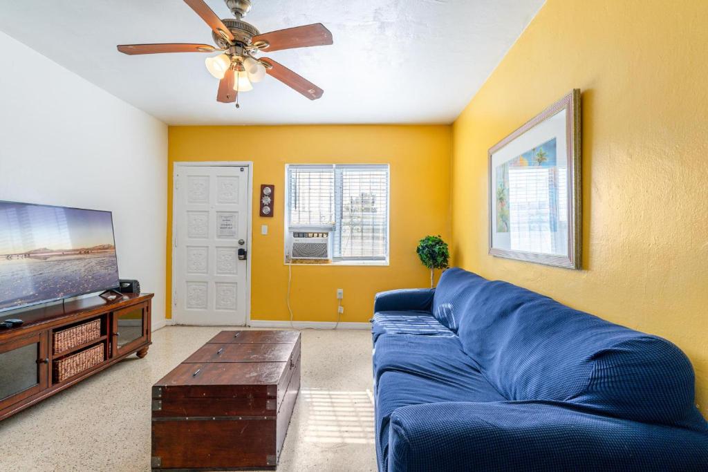 Miami value and convenience in the Heart of Miami Near downtown and the Beaches image