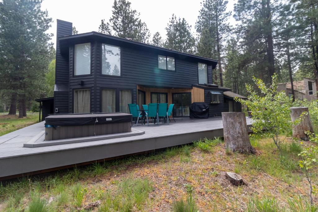 Jacobs Ladder - Black Butte Ranch image