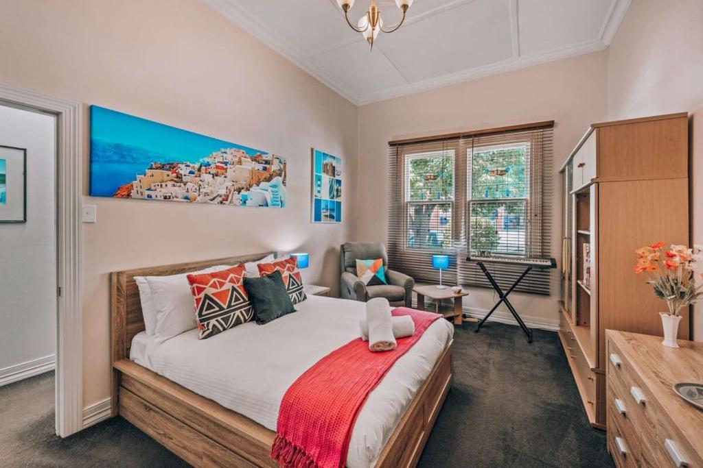 Victorian Cottage in the Heart of Bendigo CBD photo 1
