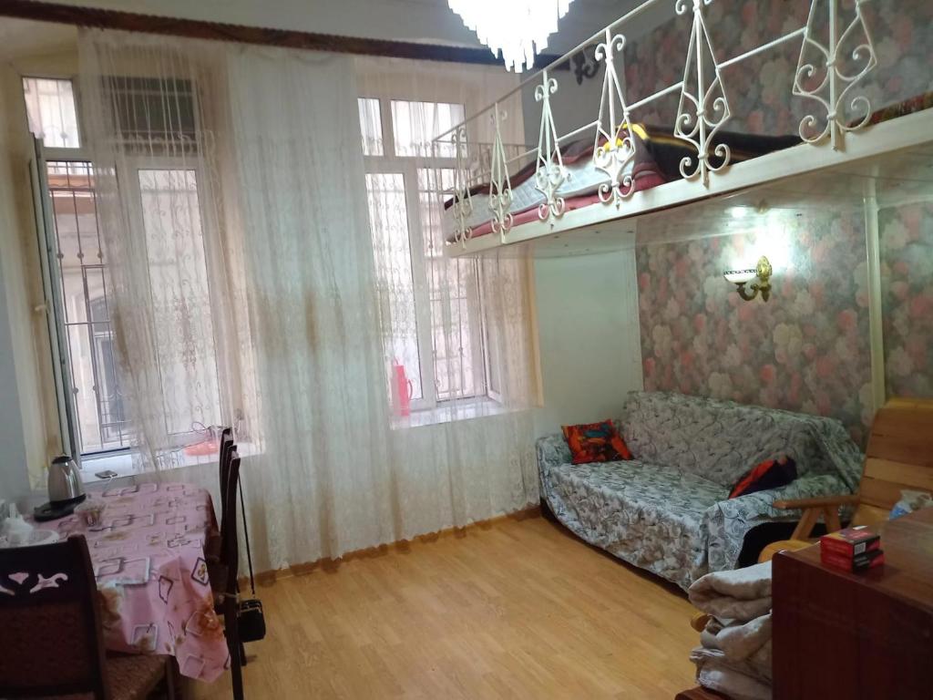 Baku family apartment photo 3