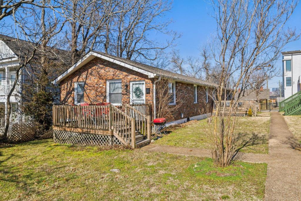 Avalon close to downtown and park free