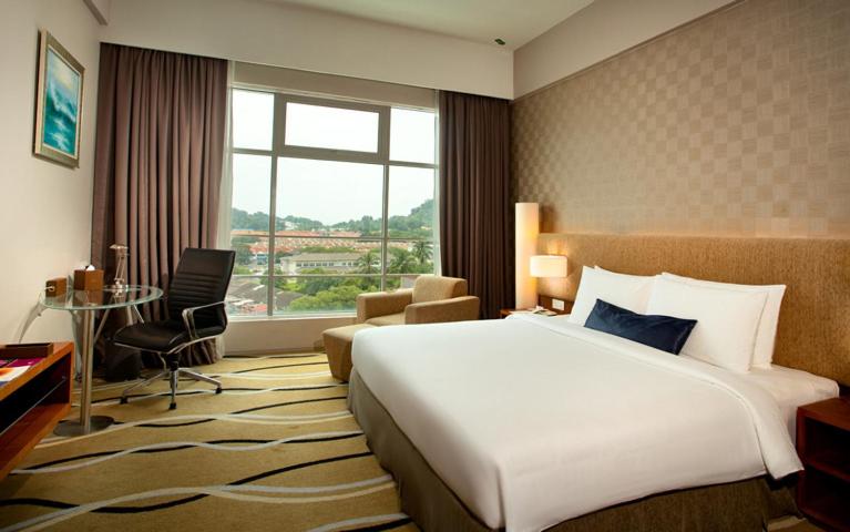 Zenith Kuantan Room Type - Super Deluxe King Room