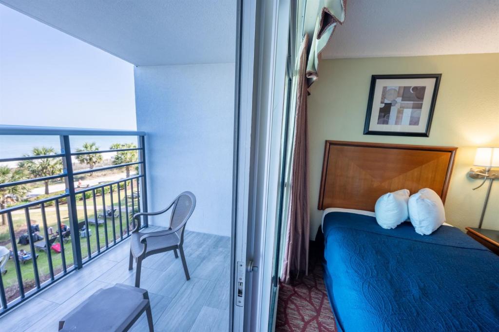Low Floor,Direct Oceanfront,Heated Pool,Boardwalk! image