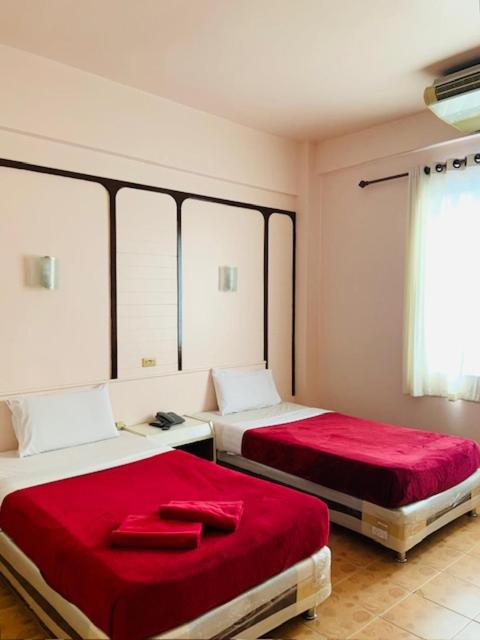 Indra Hotel Hatyai Room Type - Budget Twin Room