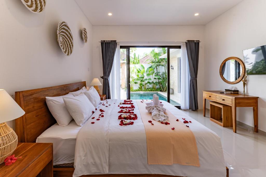 NEW! Casa de Cavendish 2 BR Villa with Private Pool in Canggu photo 2