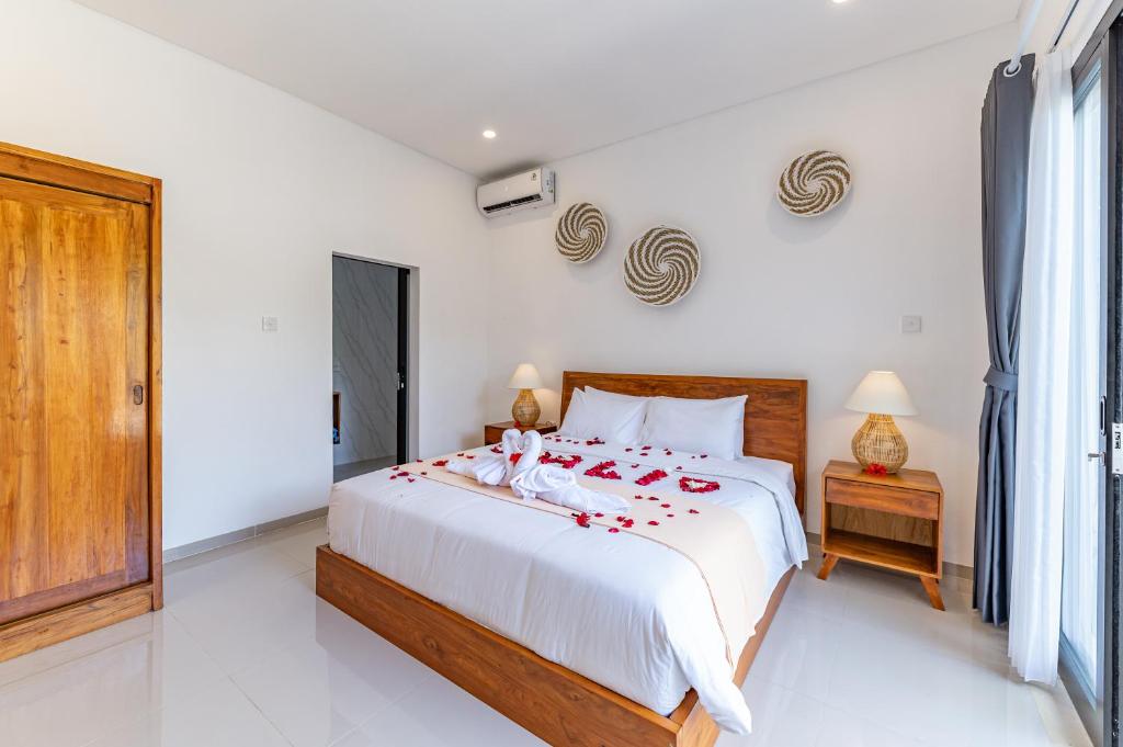 NEW! Casa de Cavendish 2 BR Villa with Private Pool in Canggu photo 4