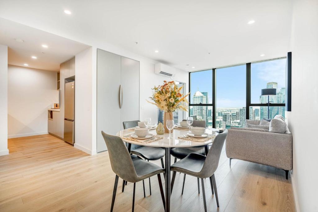 Hidden Gem Amazing 2BR Apt Central Melbourne#3805 photo 4