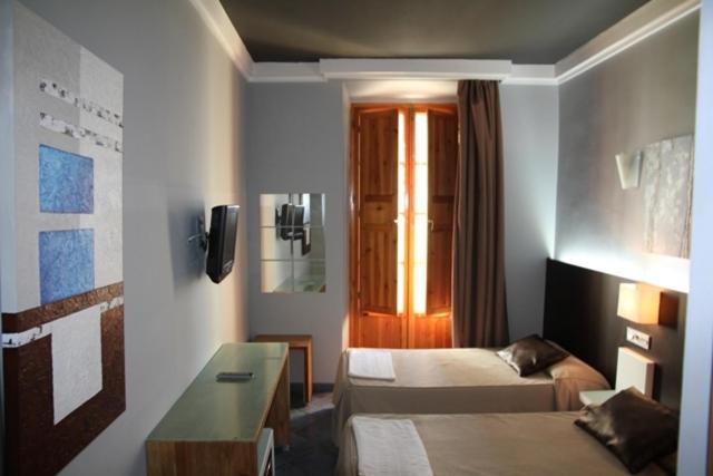 Hostal Plaza Ruiz photo 4