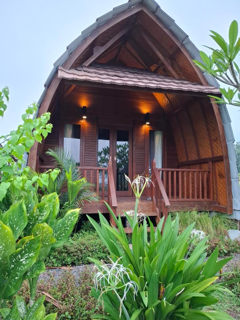 Medewi Lumbung Surf & Stay