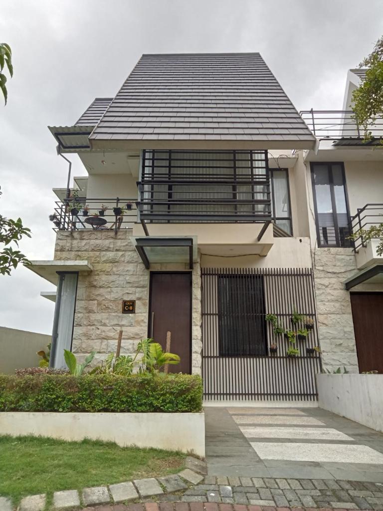 Anagata House Batu at C8 Grand Kusuma Hill photo 4