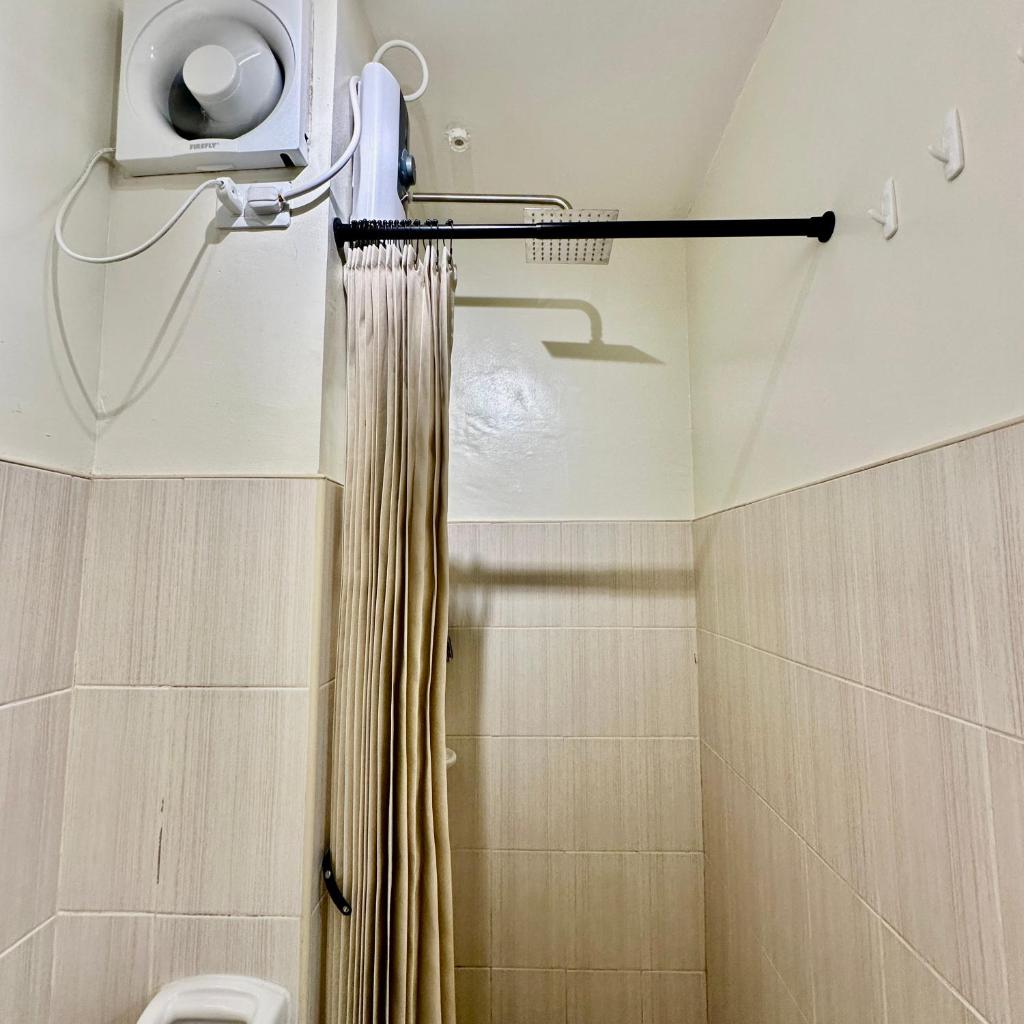 ComfyCondo near Enchanted Kingdom - Tap to explore photos