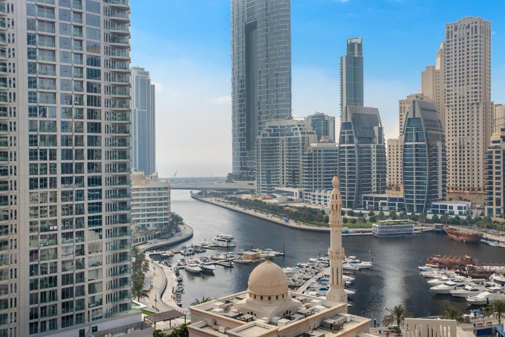 Newly Renovated Stu Dubai Marina Escan Tower