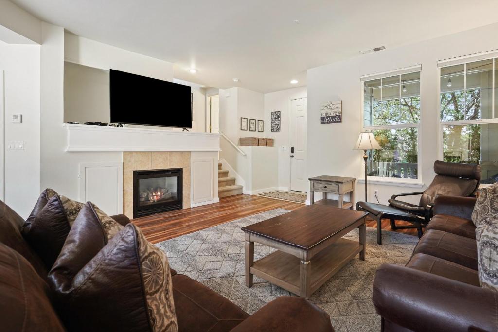 Old Mill Magic 2 Bedroom Townhouse by RedAwning image
