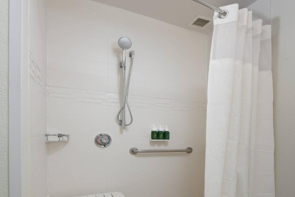 Residence Inn By Marriott Houston Westchase - Tap to explore photos