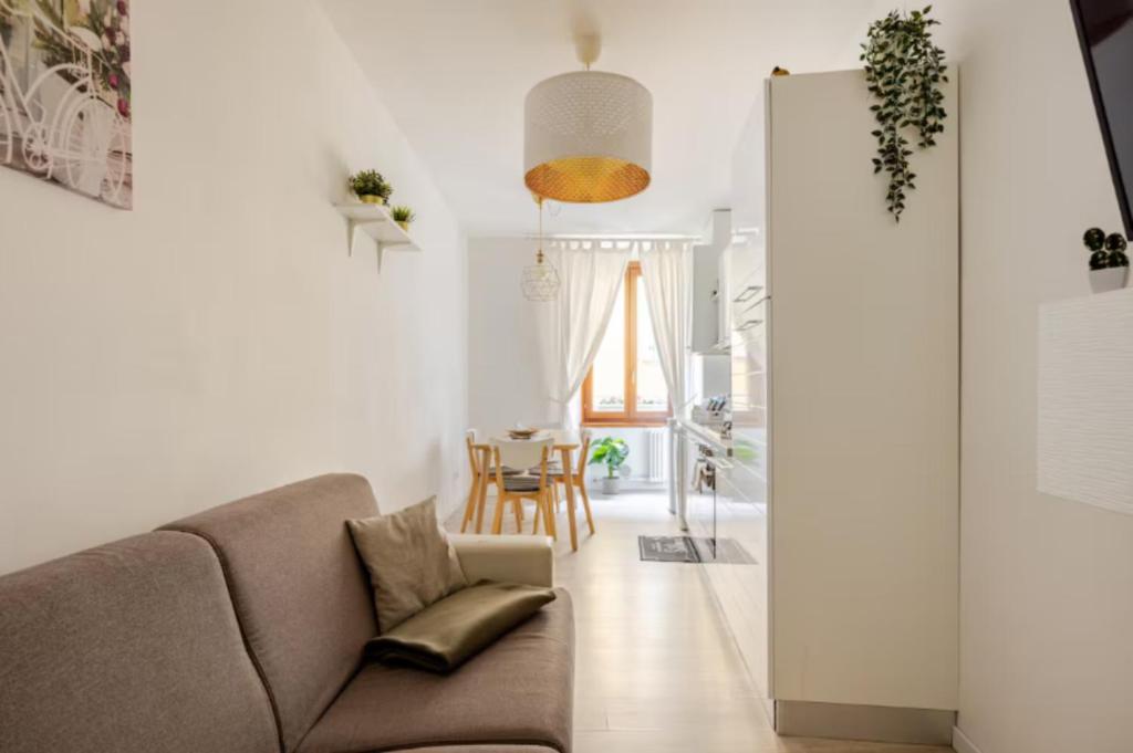 Dolce Riva Downtown apartment - Tap to explore photos