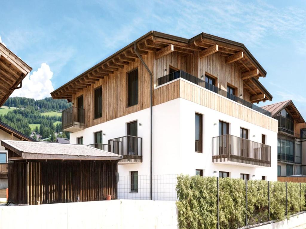 Apartment in Tyrol near ski area photo 2