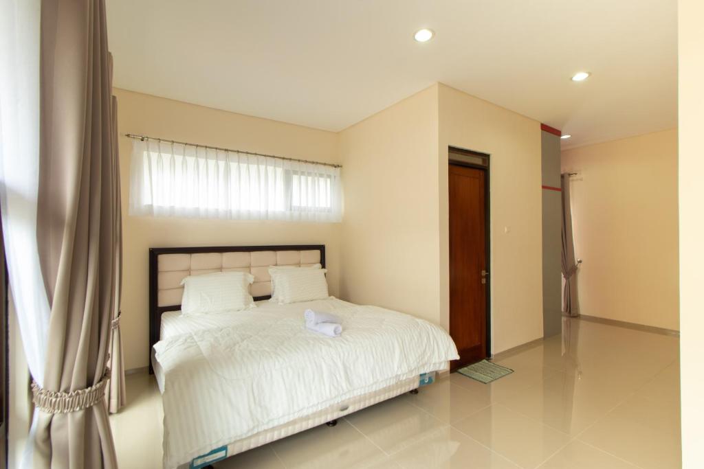 Family Only Spacious Hill View Villa - De Reiz Zakir Syariah 5BR photo 4