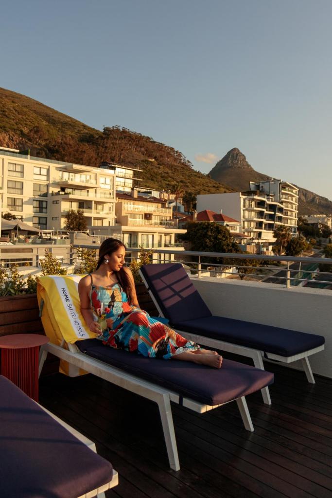 Home Suite Hotels Sea Point - Tap to explore photos