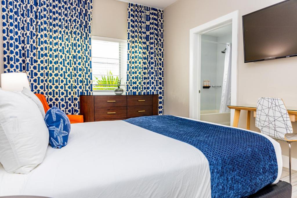 Oceanside Hotel and Suites Room Type - Two Bedroom Queen Suite