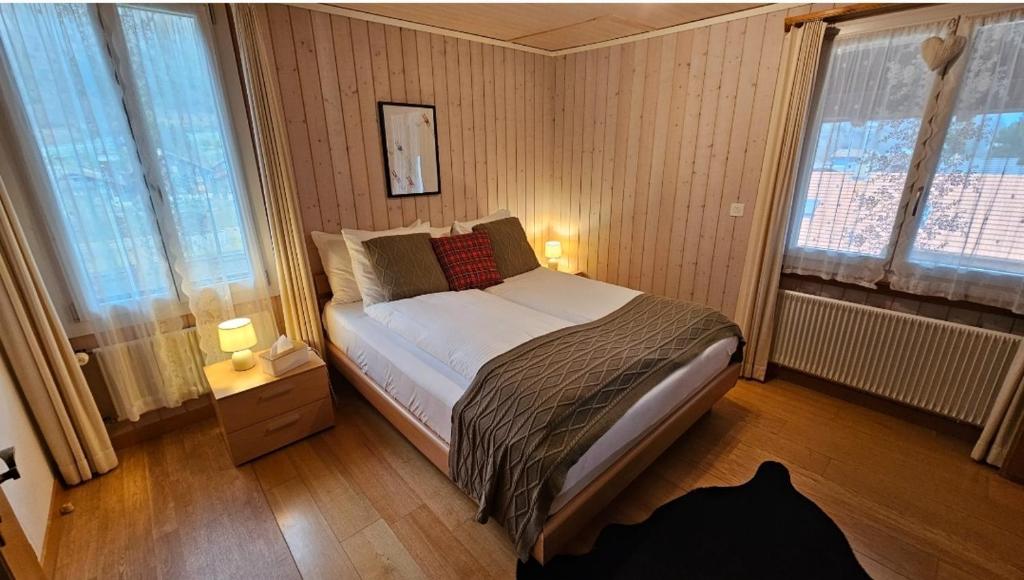 Boutique Hotel Alpina - Tap to explore photos