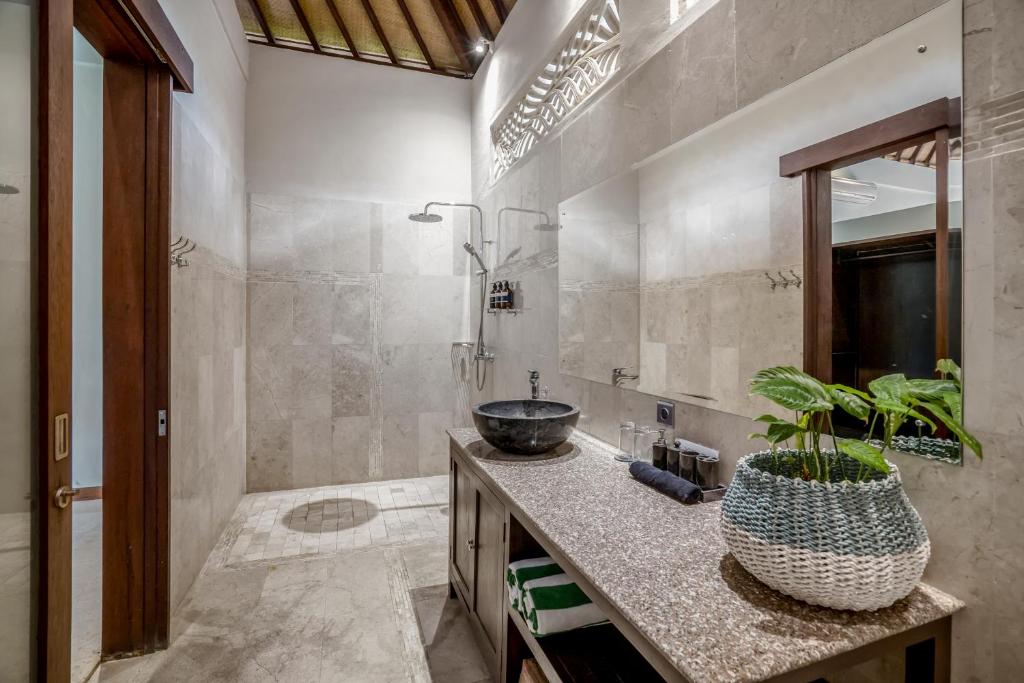 Kano Sari Room Type - Kupu-Kupu Suite Kano Sari Room Type - Kupu-Kupu Suite