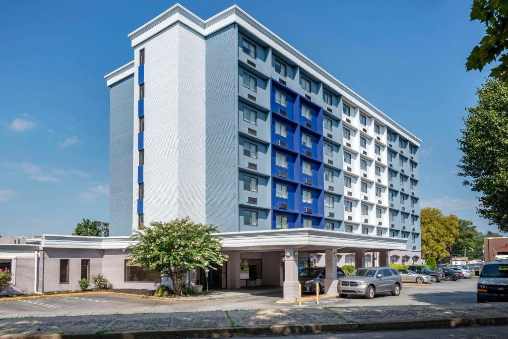 Comfort Inn Philadelphia International Airport West image