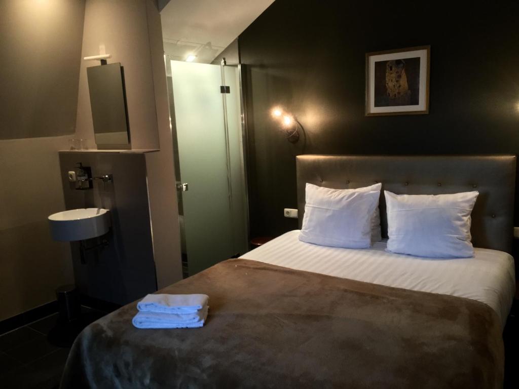 Boutique Hotel Grote Gracht - Tap to explore photos